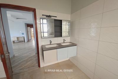 6 Bed House with Garden in Kiambu Road - 4