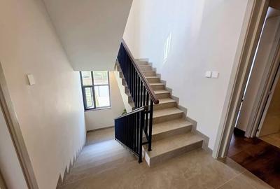 4 Bed Apartment with En Suite in Langata - 4