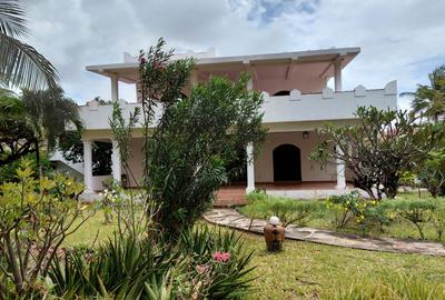 4 Bed House with En Suite in Watamu