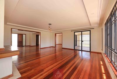 5 Bed Townhouse with En Suite at Loresho