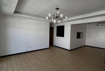 3 Bed Apartment with En Suite at Valley Arcade - 3