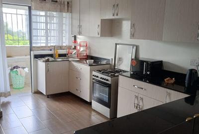 Serviced 4 Bed Apartment with En Suite in Riverside