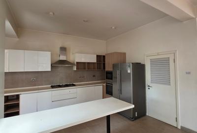 4 Bed Townhouse with En Suite at Lavington Green - 4