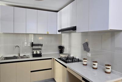 2 Bed Apartment with En Suite at Gateway Mall