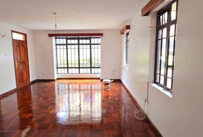 5 Bed Townhouse with En Suite at Lavington Road - 2