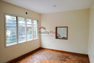 3 Bed Apartment with En Suite in Kilimani