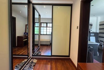 5 Bed Townhouse with En Suite in Runda - 4