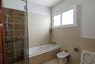 3 Bed Apartment with En Suite in Kileleshwa - 4