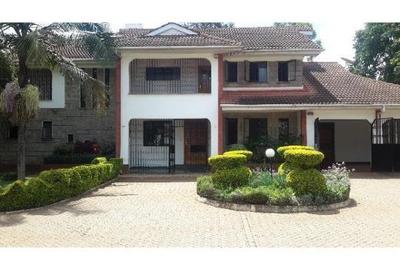 5 Bed House with En Suite at Muthaiga