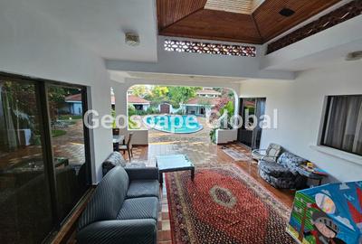 5 Bed House with En Suite in Kitisuru