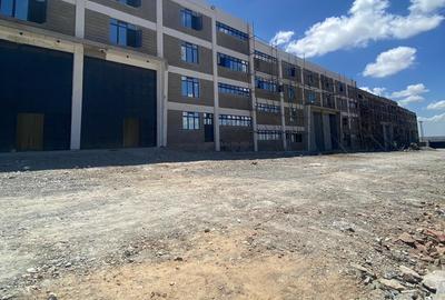 20,000 ft² Warehouse with Parking in Athi River