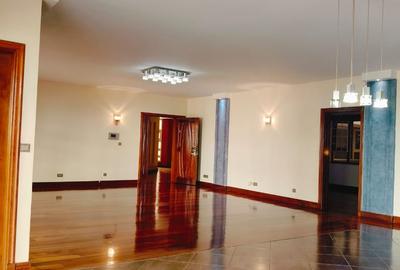 3 Bed Apartment with En Suite at Parklands