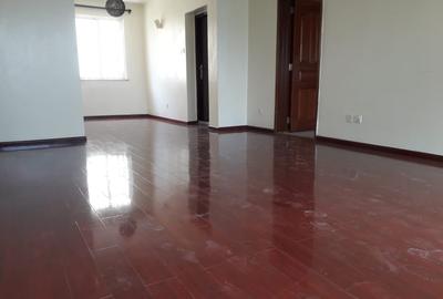 3 Bed Apartment with En Suite in Lavington - 3