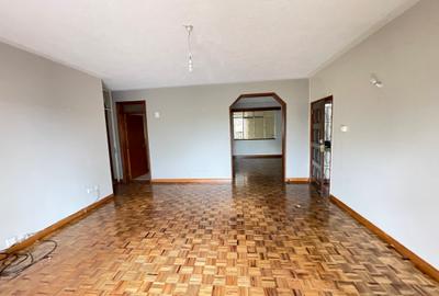 3 Bed Apartment with En Suite in Kileleshwa