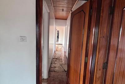 4 Bed Apartment with Swimming Pool in Kileleshwa - 2