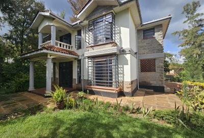 4 Bed House with En Suite in Nyari