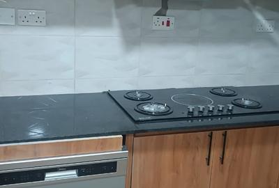 3 Bed Apartment with En Suite in Kamangu