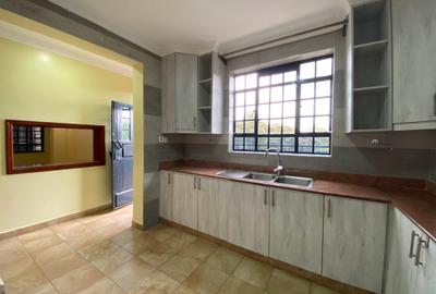 4 Bed Villa with En Suite at Near Maasai Mall - 3