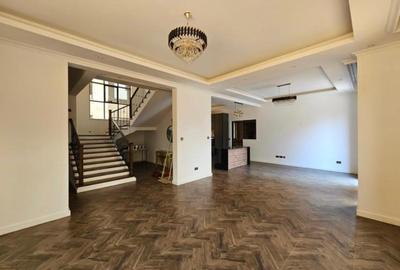 4 Bed Townhouse with En Suite in Lavington
