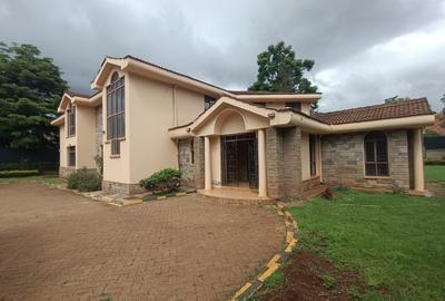 5 Bed House with En Suite at Runda