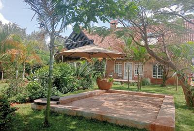 4 Bed House with En Suite at Runda