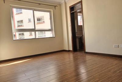 3 Bed Apartment with En Suite in General Mathenge