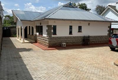 4 Bed House with En Suite in Ngong