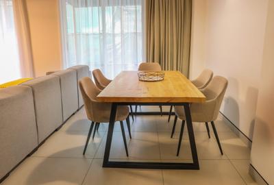 3 Bed Apartment with En Suite at 23