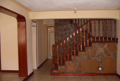 4 Bed Townhouse with En Suite in Kileleshwa