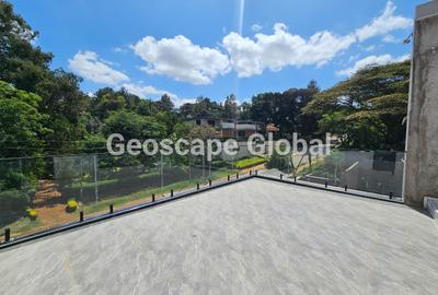 5 Bed Townhouse with En Suite in Lavington - 4