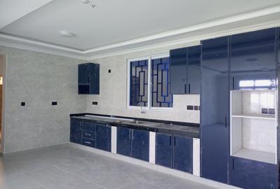 Serviced 2 Bed Apartment with En Suite in Nyali Area - 2