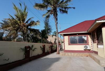 3 Bed Apartment with En Suite in Nyali Area