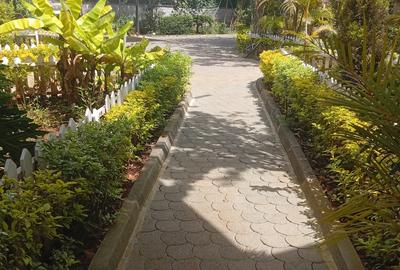 5 Bed Townhouse with En Suite at Karen - 4