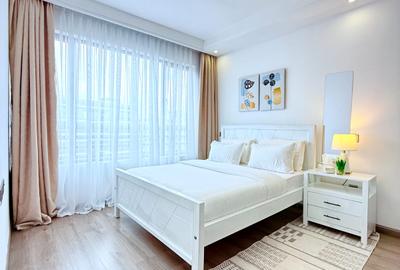 Furnished 3 Bed Apartment with En Suite in Riverside