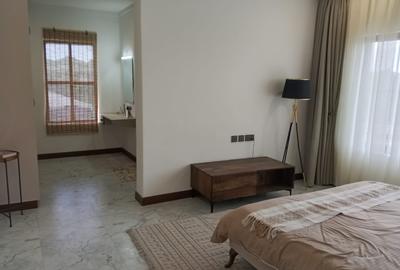3 Bed Apartment with En Suite in Kileleshwa - 3