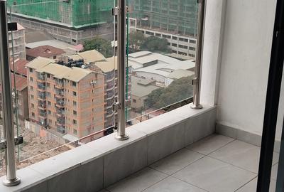 2 Bed Apartment with En Suite at Westlands Road - 4