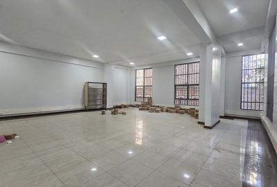 1,350 ft² Commercial Property with Service Charge Included at Kindaruma Road