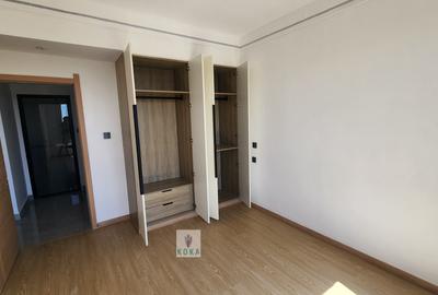 2 Bed Apartment with En Suite in Kilimani - 3