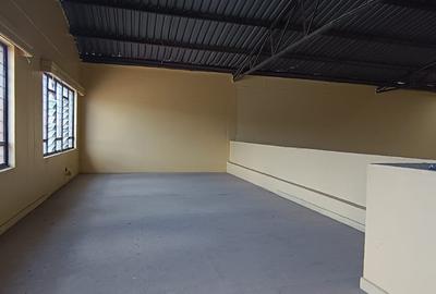 4,500 ft² Warehouse with Service Charge Included in Embakasi