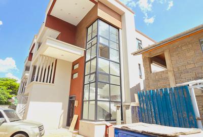 5 Bed Townhouse with En Suite at Owashiga Road - 4