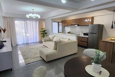 2 Bed Apartment with En Suite in Riverside - 3