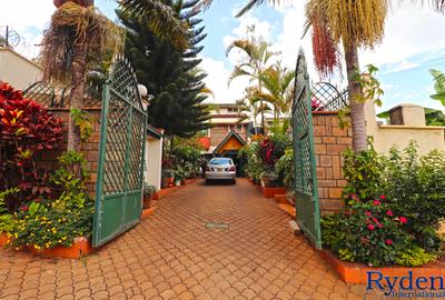 3 Bed Townhouse with En Suite at Waiyaki Way