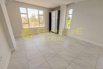 2 Bed Apartment with En Suite in Westlands Area