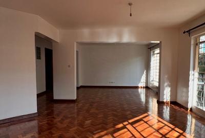 3 Bed Apartment with En Suite in Kilimani