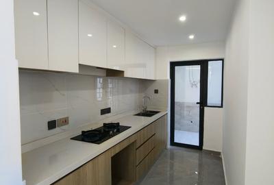 2 Bed Apartment with En Suite in Riara Road - 3