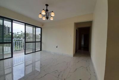 2 Bed Apartment with Gym in Kilimani - 2