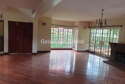 5 Bed House with En Suite in Rosslyn