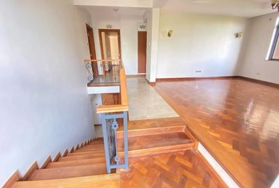 3 Bed Apartment with En Suite at Riverside Gardens - 4