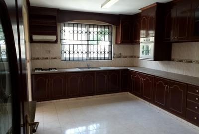 3 Bed Apartment with En Suite at Off Rhapta Road Westlands Nairobi - 2