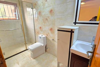 5 Bed House with En Suite in Lavington